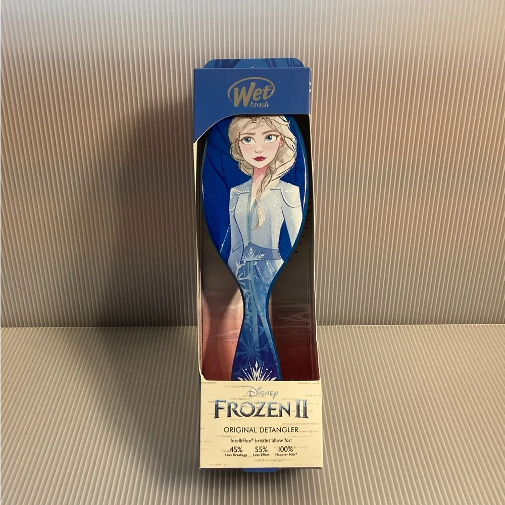 Frozen II Detangler Brush Elsa